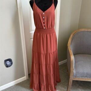 Chic Rust Maxi Dress with Button Accents